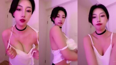 【极品稀缺魔手外购】最新《疯狂抖音》外篇《抖音擦边11》颜值美女 各显神通 闪现 直播间紫薇啪啪 封号作死秀.美女擦边